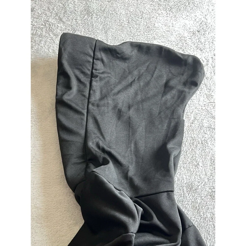 Ghost Face Costume- Includes Black Robe & Mask, One Size HALLOWEEN